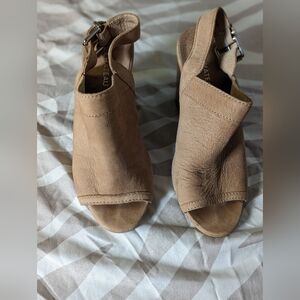 Le Chateau Leather Chunky Heel sandals